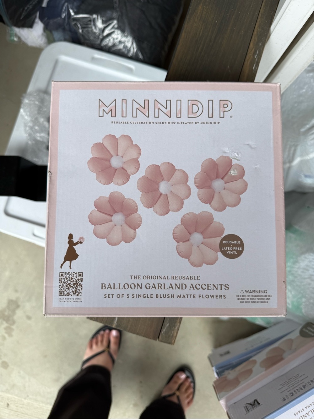 MINNIDIP Reusable Balloon Garland Accents – Blush Matte Flowers